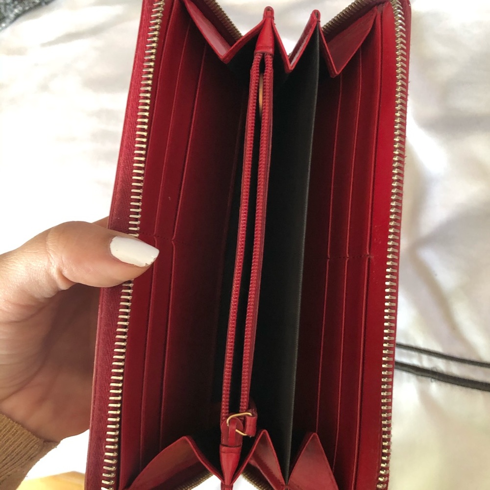 Yves Saint Laurent Wallet - Picture 4 of 8